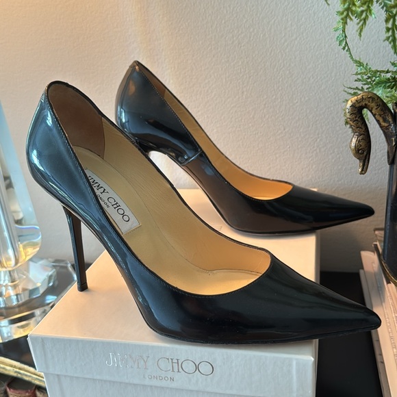 Jimmy Choo Black patent leather Women's Pumps size 37.5 - Picture 5 of 6